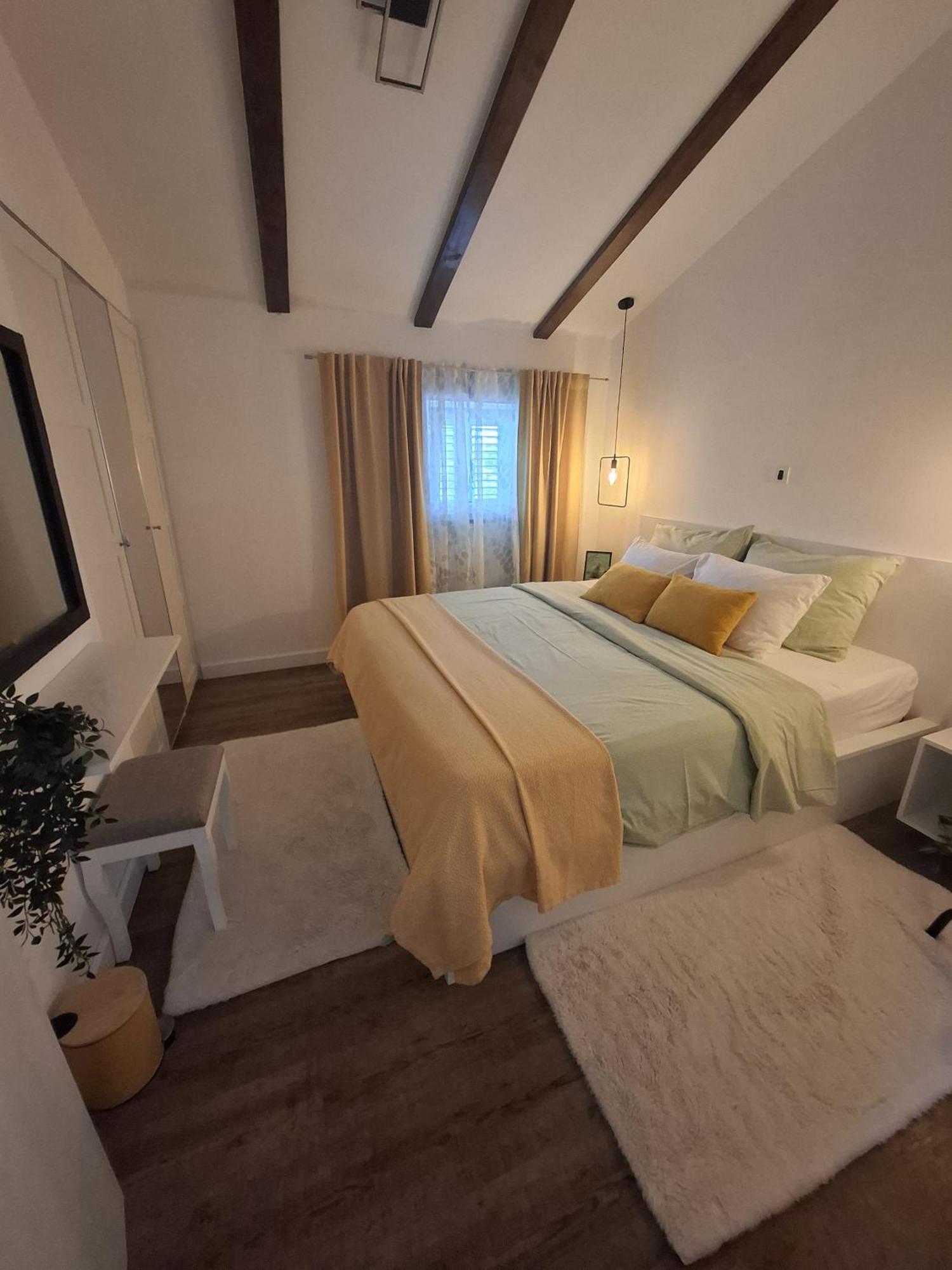 Apartman Pojine Gabonjin Kültér fotó